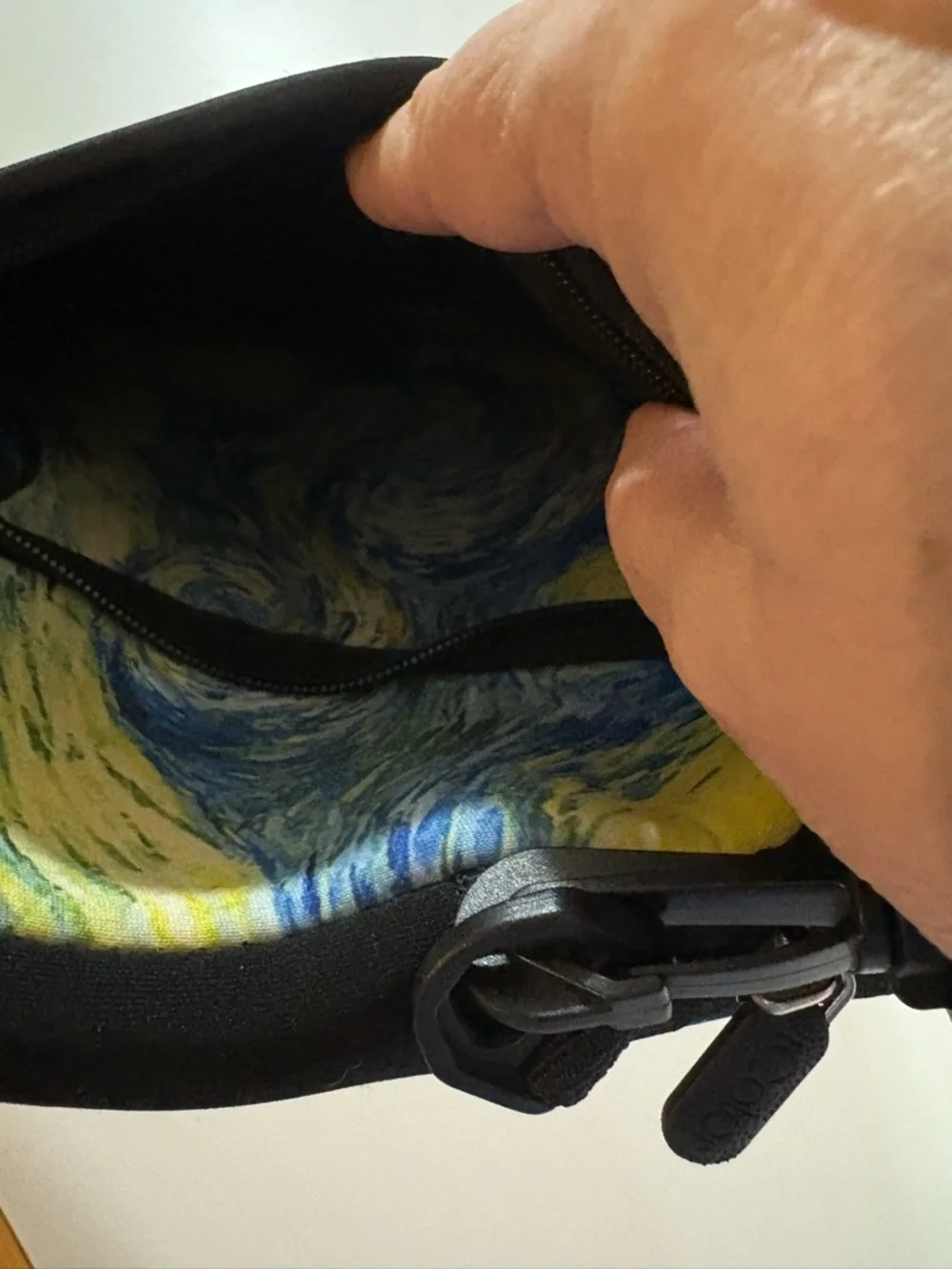 Neoprene Laptop Messenger Bag with Starry Night Print - Black/Blue